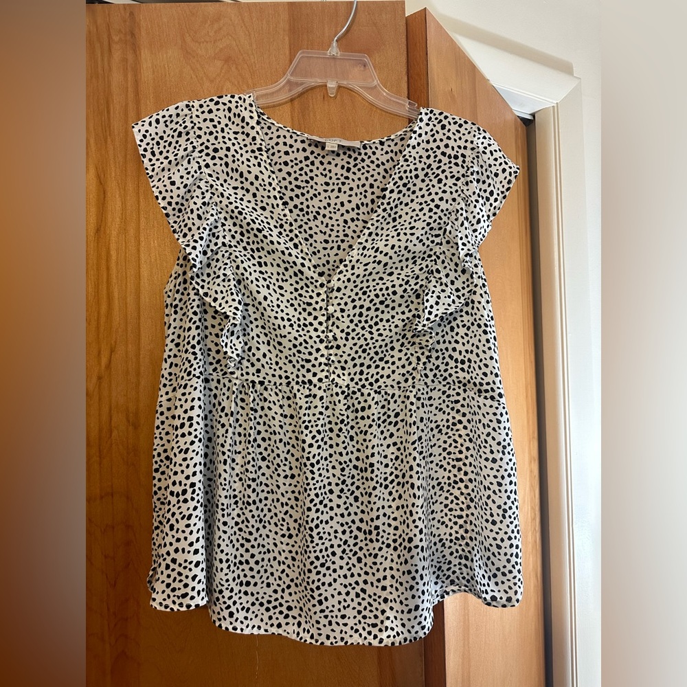 Adorable Black and White LOFT Blouse